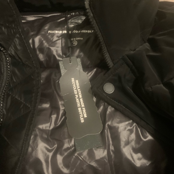 BCBG puffer jacket - Picture 6 of 6